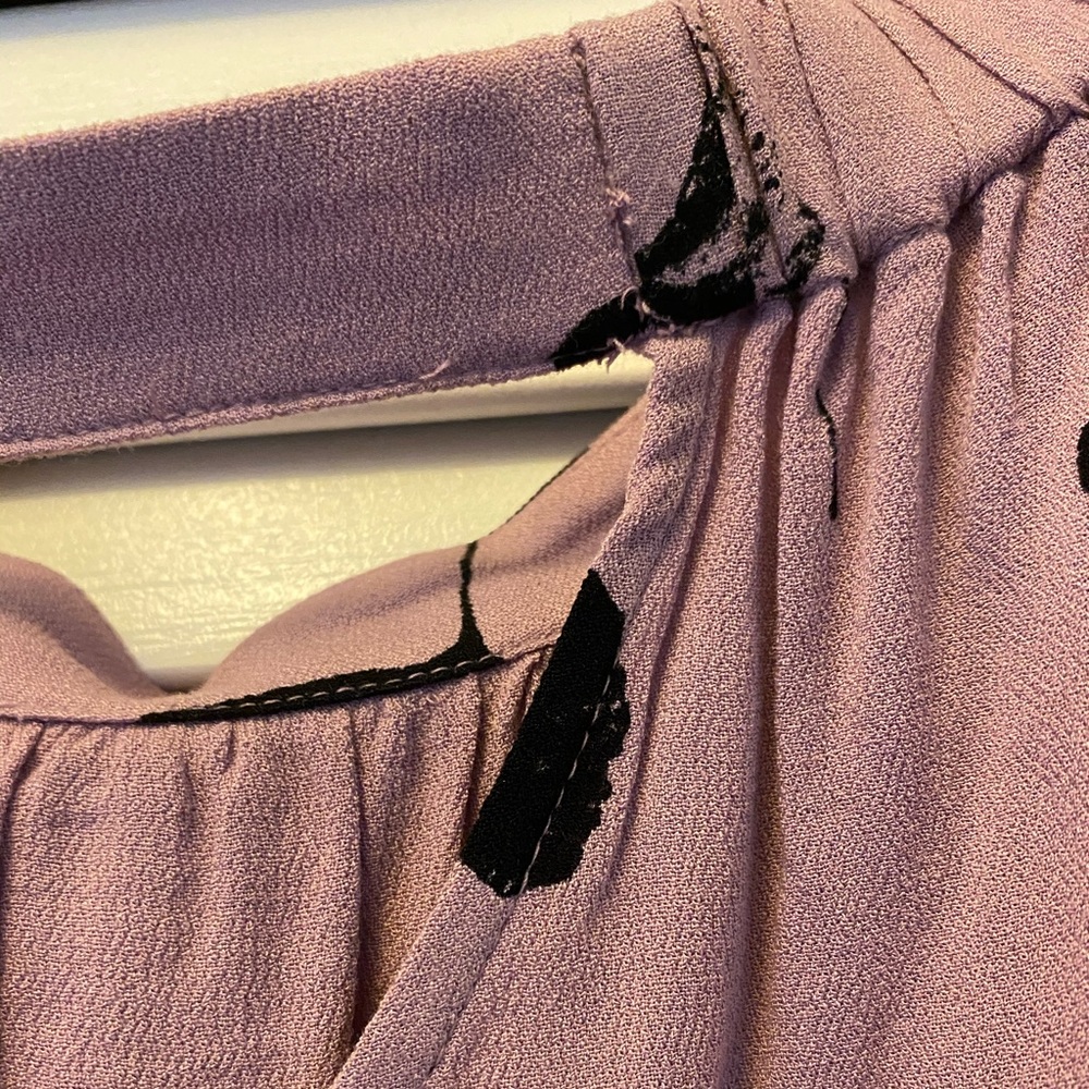 Off-Shoulder Tunic - Picture 5 of 7